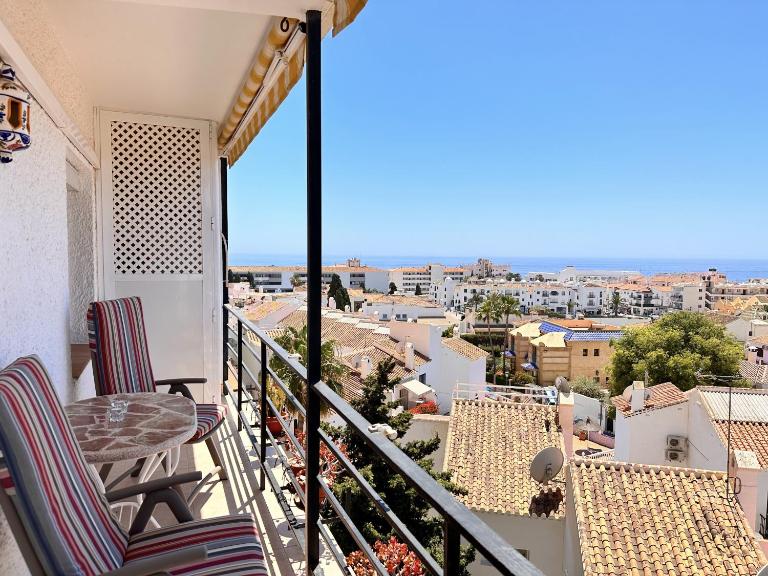 Capri Sunset Casasol - Bed and Breakfast Nerja