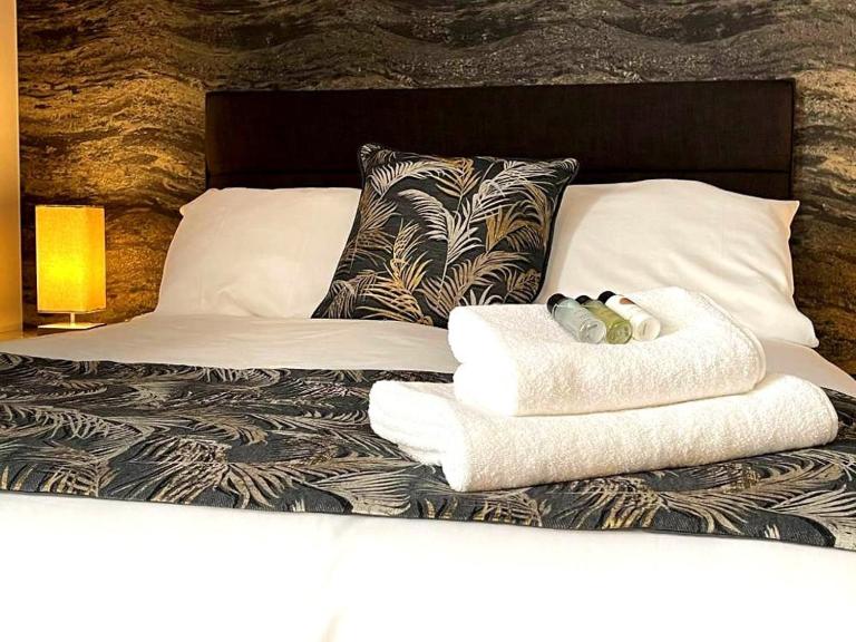 The Corner Rooms at The Black Horse Inn - B&B Spennymoor