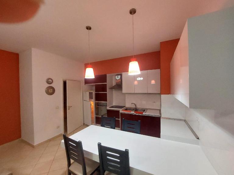 Redsun City Center Apartment - Chambres d'hôtes Vlora