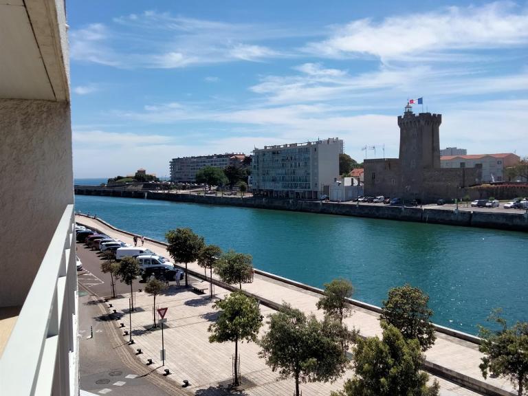 T2 tout confort proche plage, 4 pers, ascenseur - FR-1-331-77 - Ferienwohnung Les Sables-d’Olonne