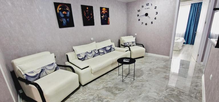 Two-Bedroom Apartment in Kutaisi Nest 1, New Linen, Free Parking - B&B Kutaisi