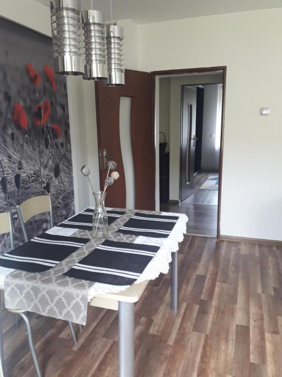 Apartament u Dany Las wita Was w otoczeniu gór i dzikiej przyrody - B&B Golińsk