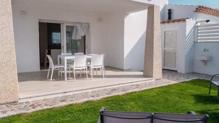 Villetta indipendente al centro di BudoniAffitti - B&B Budoni