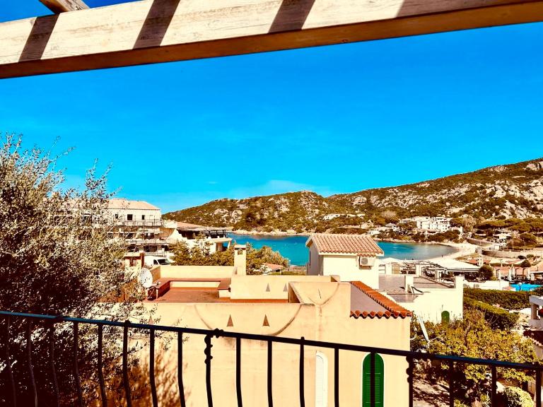Vistamare Le Ginestre - Bed and Breakfast Baja Sardinia