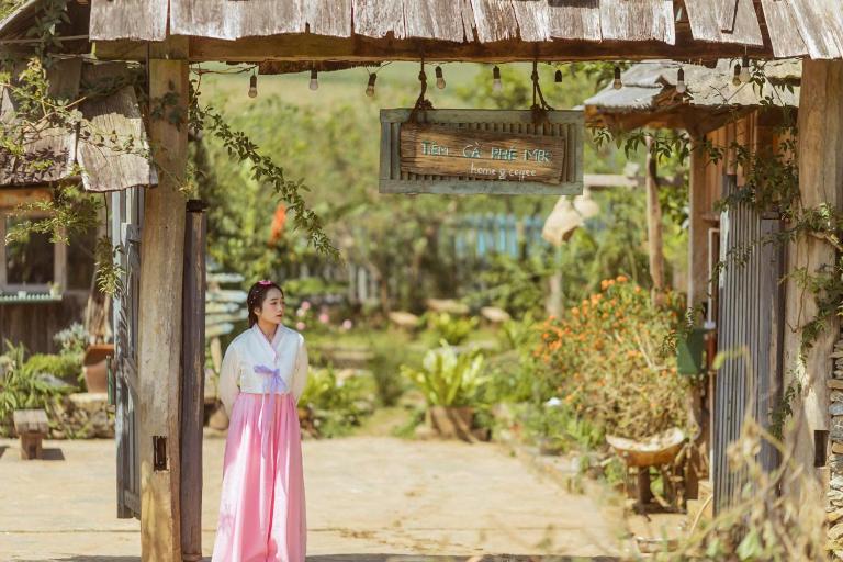 Tiệm Cà Phê Mer Homestay & Coffee Mộc Châu - B&B Mộc Châu