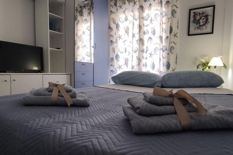 Azure Waves - Apartment by the sea in Pefkochori - B&B Pefkochóri