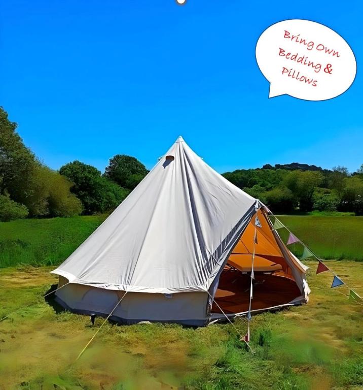 Dorset Glamping Fields - B&B Corfe Mullen