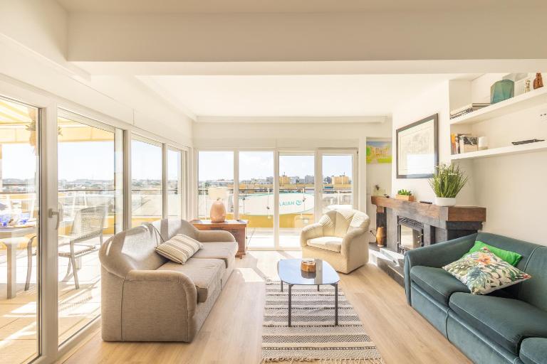 OceanFront & Big Terrace Private Condo - B&B Oeiras