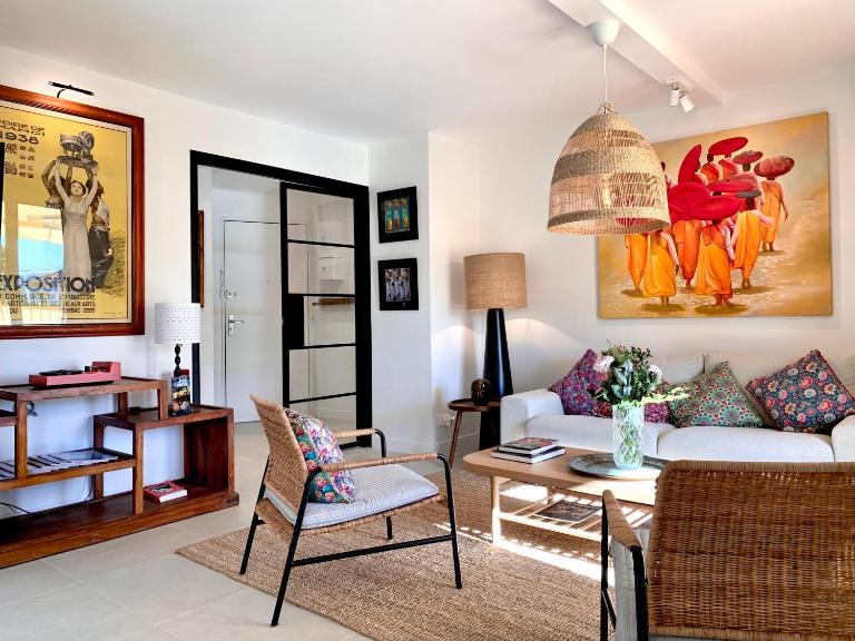 Luxury Apartment St-Tropez/ 10mn walk to center. - B&B Saint-Tropez