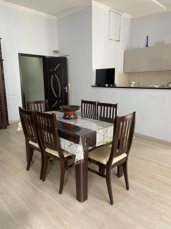 Apartment On Luka Asatiani 2 - B&B Batumi