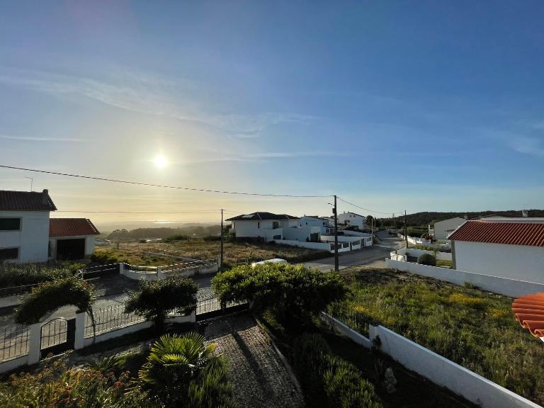 NO CEU - A fully private flat in the sky with Ocean view - B&B Atouguia da Baleia