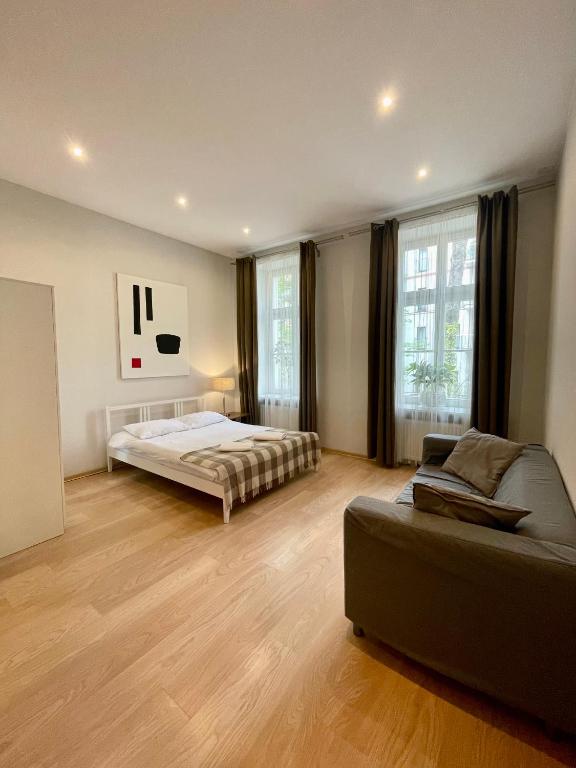 Boutique Apartments - Elegant 1906 Period (95m2) - B&B Breslavia