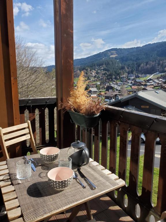 Studio avec petit balcon et cheminée - Grand Massif - B&B Les Carroz d'Araches