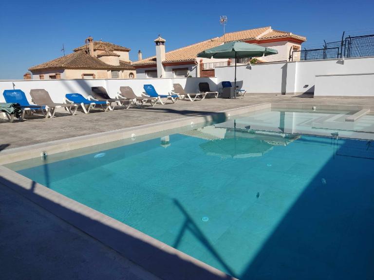 Casas rurales Medina-Las Eras - B&B Güevéjar
