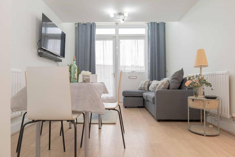 Beautiful 2 Bed in Central Birmingham: A Hidden Gem! - B&B Birmingham