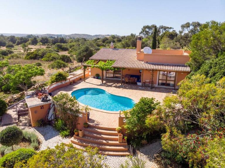 Quinta Tannamara villa private pool & garden - Bed and Breakfast Burgau