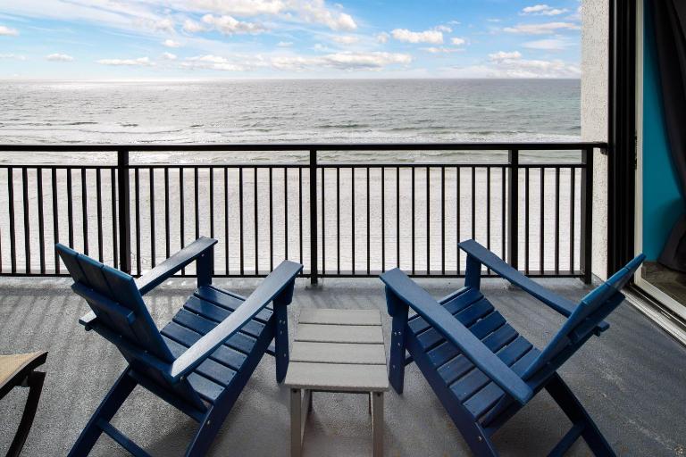 Nautilus 1704 Gulf Front 2 BR Large Penthouse 7th Flr - B&B Fort Walton Beach