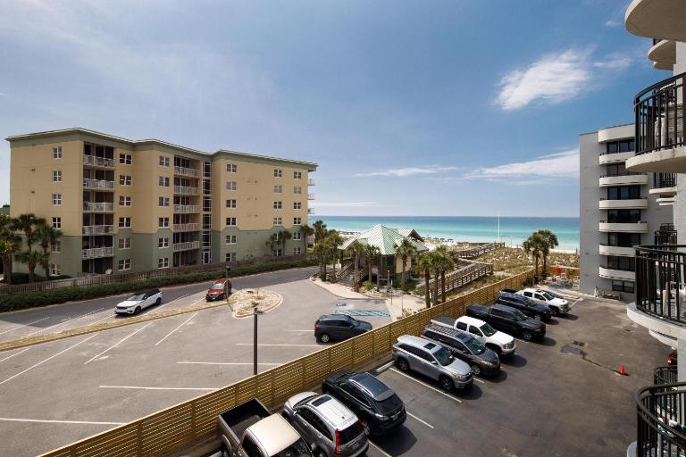 Nautilus 2411 Gulf View 4th Flr 2 BR 2 BA - B&B Fort Walton Beach