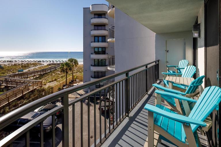Nautilus 2408 Gulf View 4th Flr 2 BR 2 BA - Chambres d'hôtes Fort Walton Beach