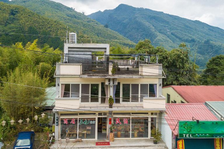 Three Maybe B&B - B&B Lugu