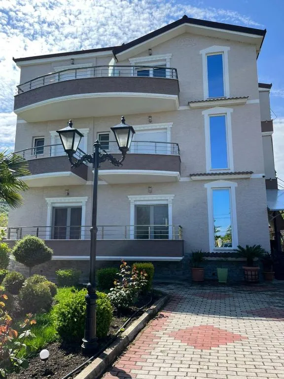 Vila Gregor - Chambres d'hôtes Tushemisht