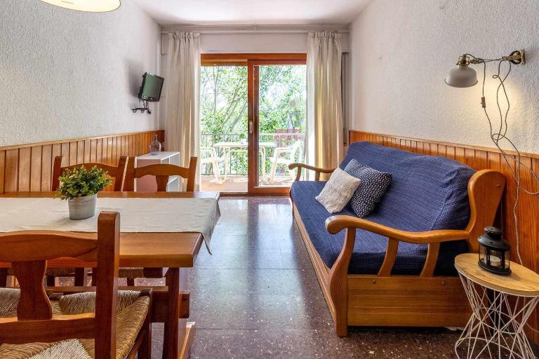 Polcent 5 Pequeño apartamento cercano a la playa - Bed and Breakfast S'Agaró