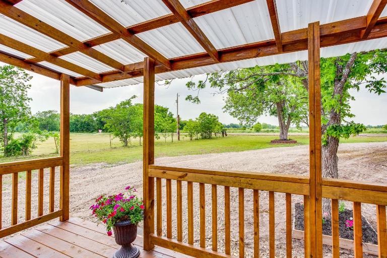 Northeast Texas Vacation Rental ~ 6 Mi to Commerce - B&B Commerce