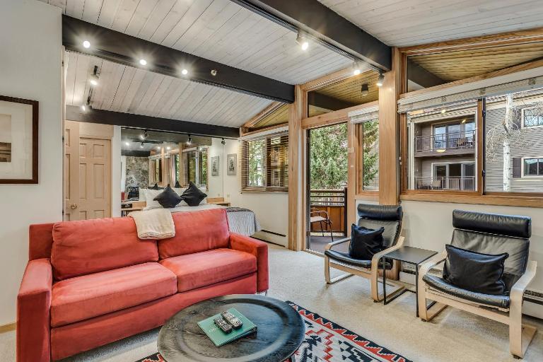 Laurelwood Condominiums 411 - B&B Snowmass Village