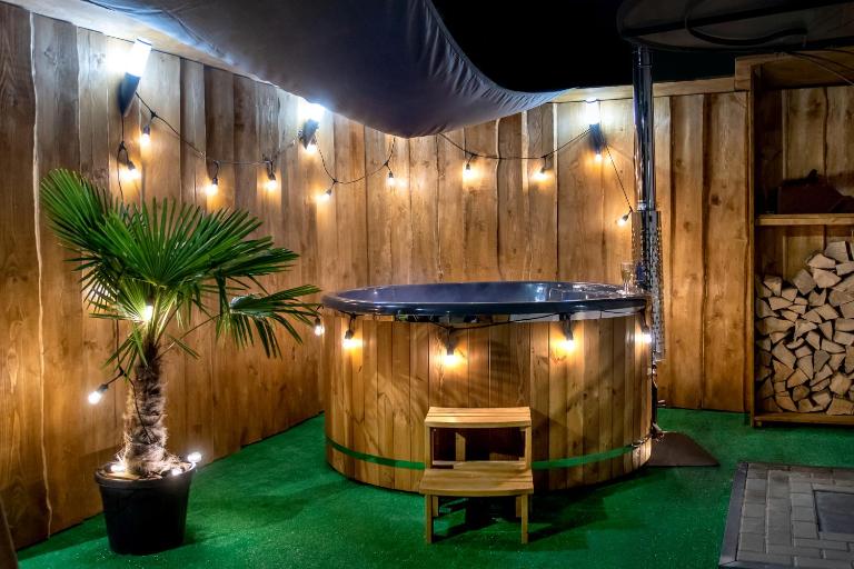Domek z Jacuzzi na Wyłączność Łeba nad Morzem - Bed and Breakfast Łeba