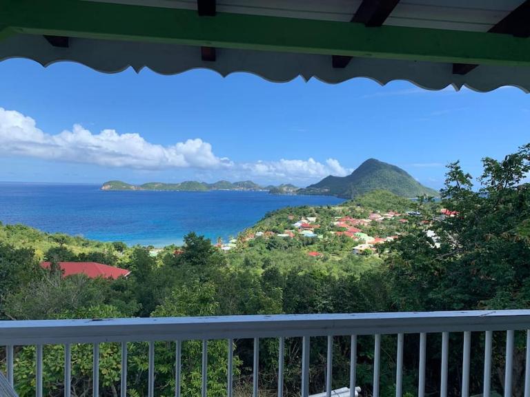 Villa Salako, Terre-de-Bas - Bas de Villa - B&B Petites Anses