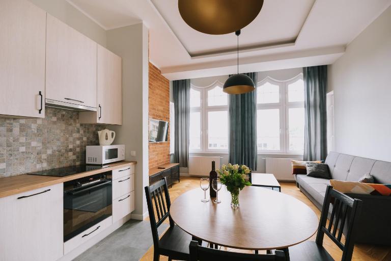 Apartament Słoneczny - Chambres d'hôtes Toruń