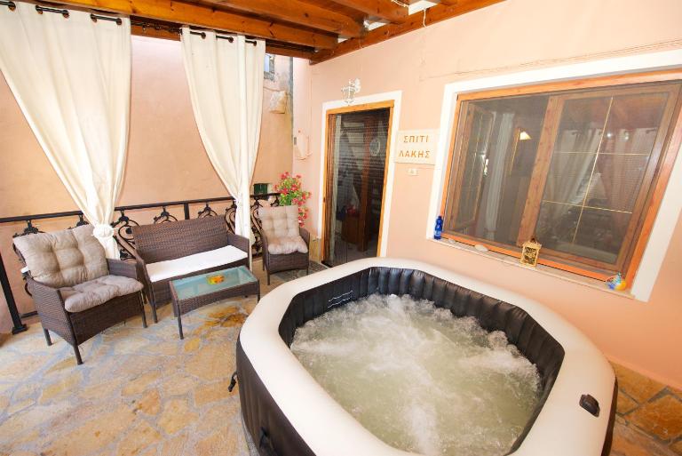 Villa Makrades Deluxe - B&B Makrádes