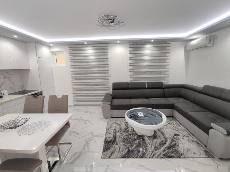 Apartman Viktor - B&B Igalo