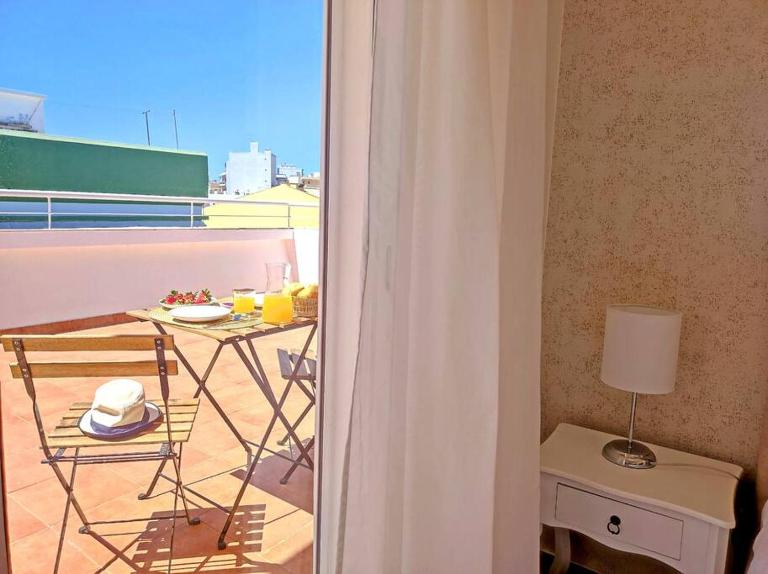 Lovely Terrace Apart. Downtown - B&B Faro