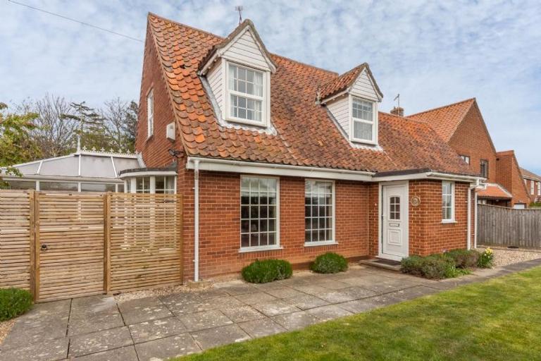 Forge Cottage - B&B Thornham