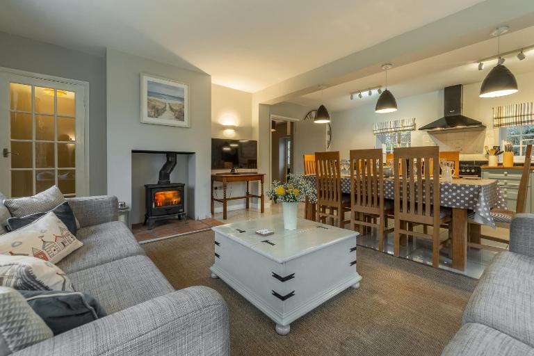 2 Dix Cottages - B&B Thornham