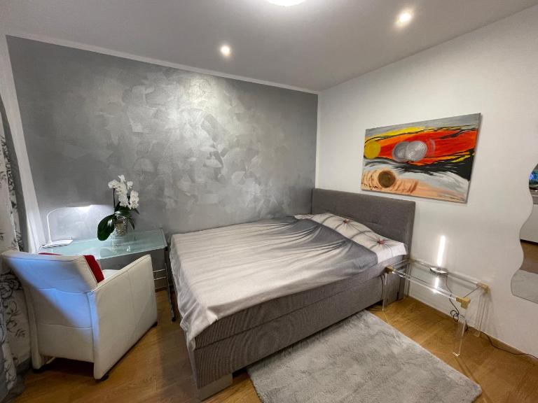 Airport Rooms Waldblick - B&B Colonia