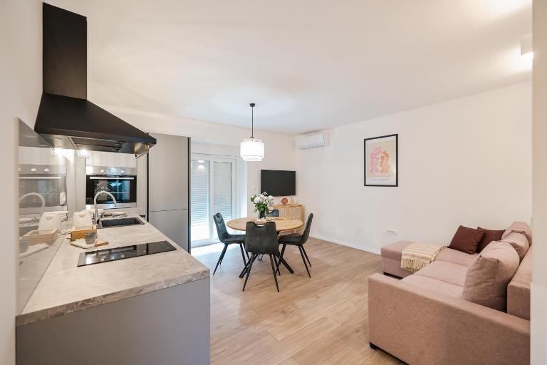 Apartment Elly - Bed and Breakfast Zadar