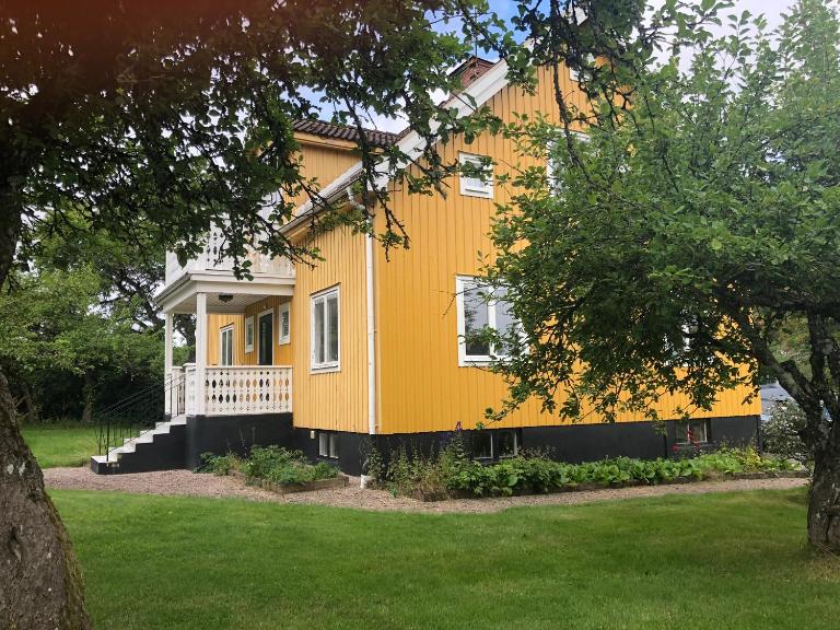 Svartarp Gård - B&B Åseda