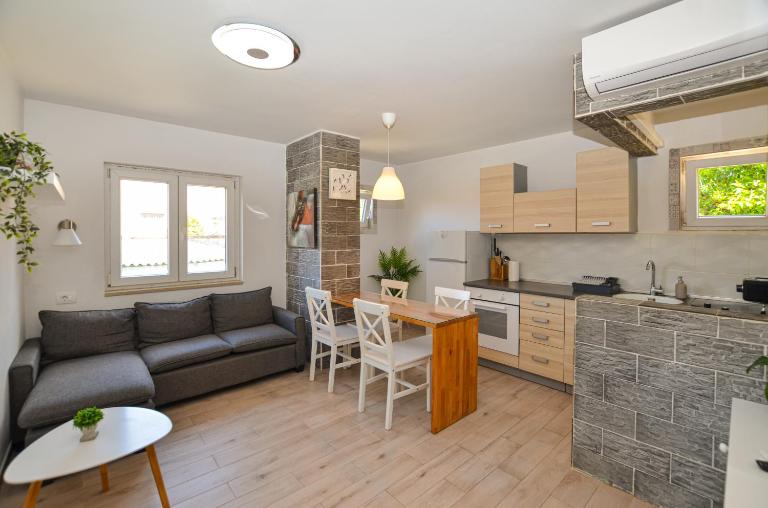 Apartments Iris - Bed and Breakfast Rovinj
