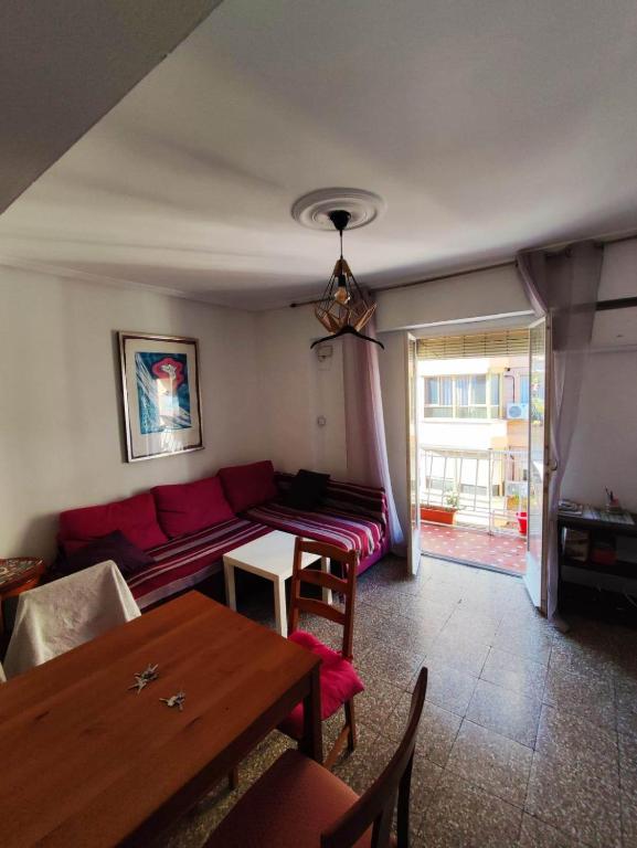Nice Spacious Flat in the Center - Chambres d'hôtes Valence