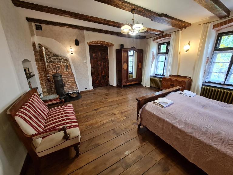Czerwony Dworek 8 - Agroturystyka Karkonosze - Chambres d'hôtes Mysłakowice