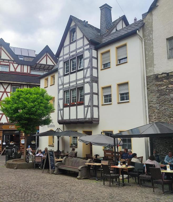 FeWo Innenstadt mit Dachterasse, Grill, bis 8 Personen, 3 SZ - Ferienwohnung Cochem