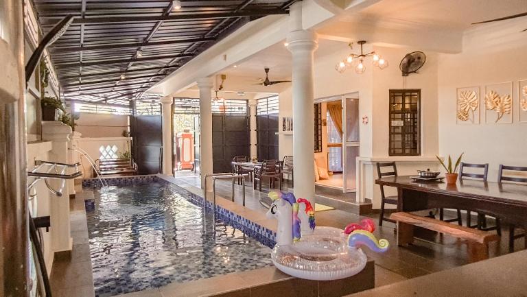 Pool Villa Max Bath Tub BBQ Steamboat Party 5Bedroom 23Pax Full Airconditioned - B&B Malacca