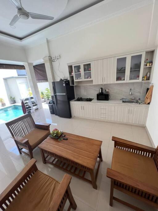 Villa Keane Bali 2 BR, Private Pool - B&B Seminyak