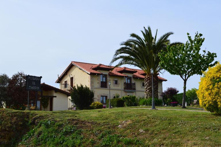 Posada El Jardin - B&B Santillana