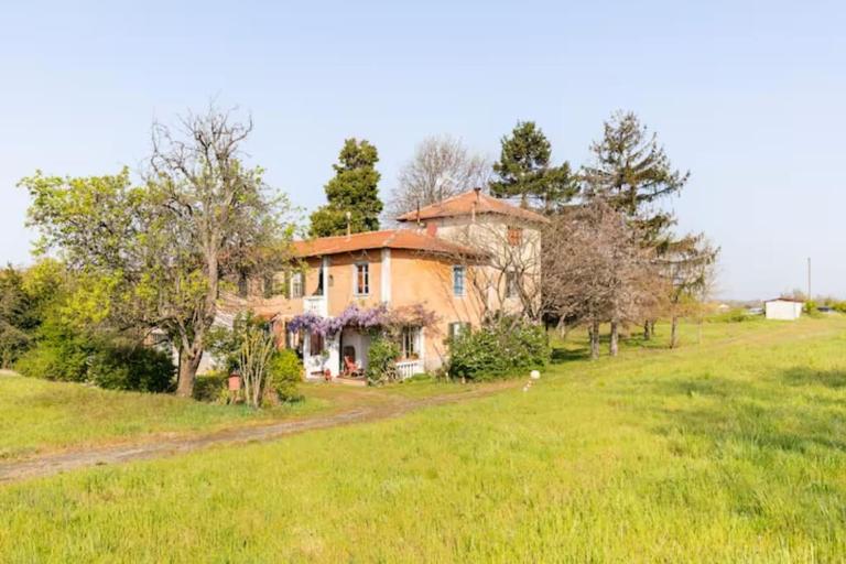 Cascina Baracico, circondati dalla natura - B&B Rocca Grimalda