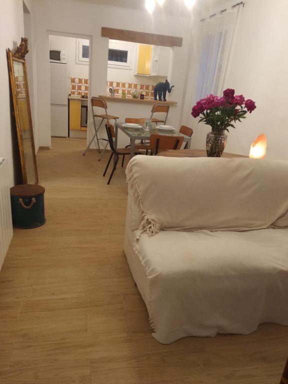 Maison blanche écoresponsable - Ferienwohnung Sorgues