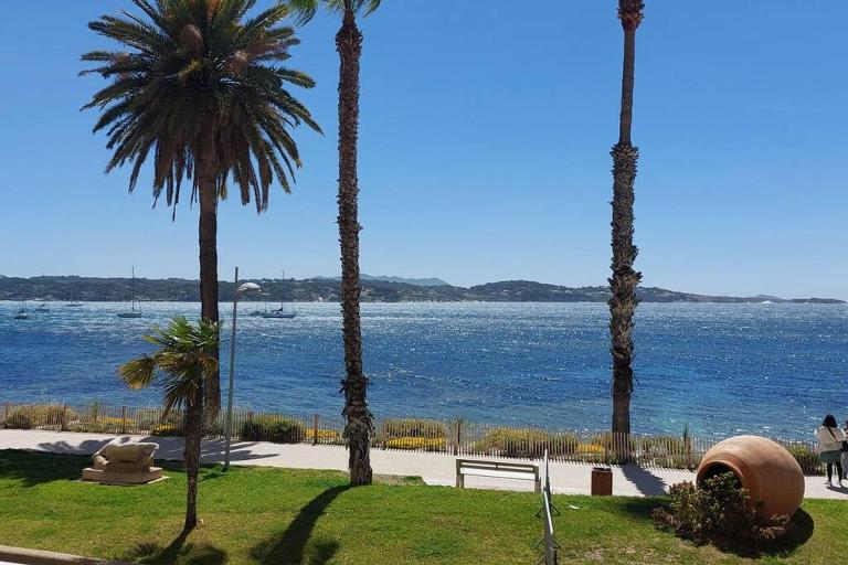 Front de mer - Emplacement prisé - T2 moderne et climatisé - Tout à pied - Bed and Breakfast Bandol