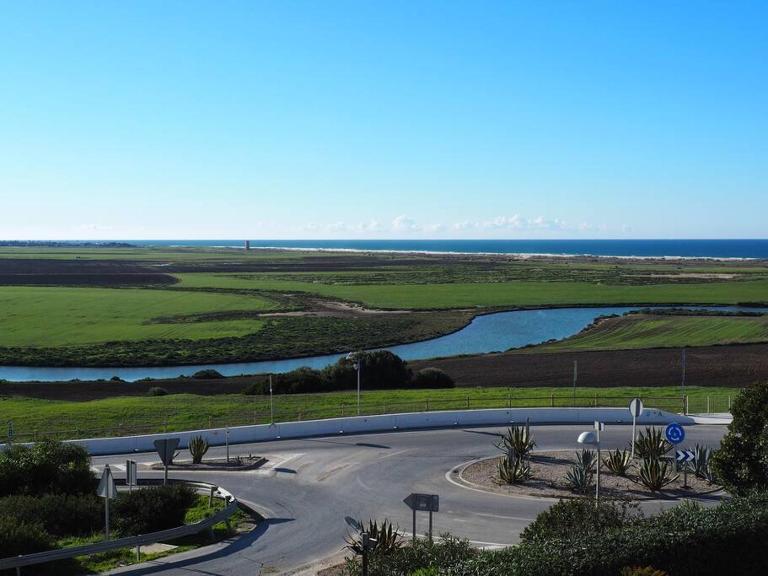 Ático con vistas y piscina en Conil - B&B Conil de la Frontera
